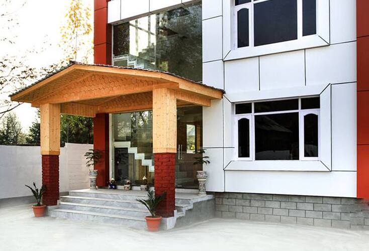 Hotel Pearl Continental, Srinagar 4